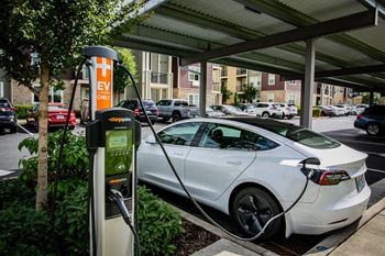 Washington Apartments for Rent With Electric Vehicle Charging